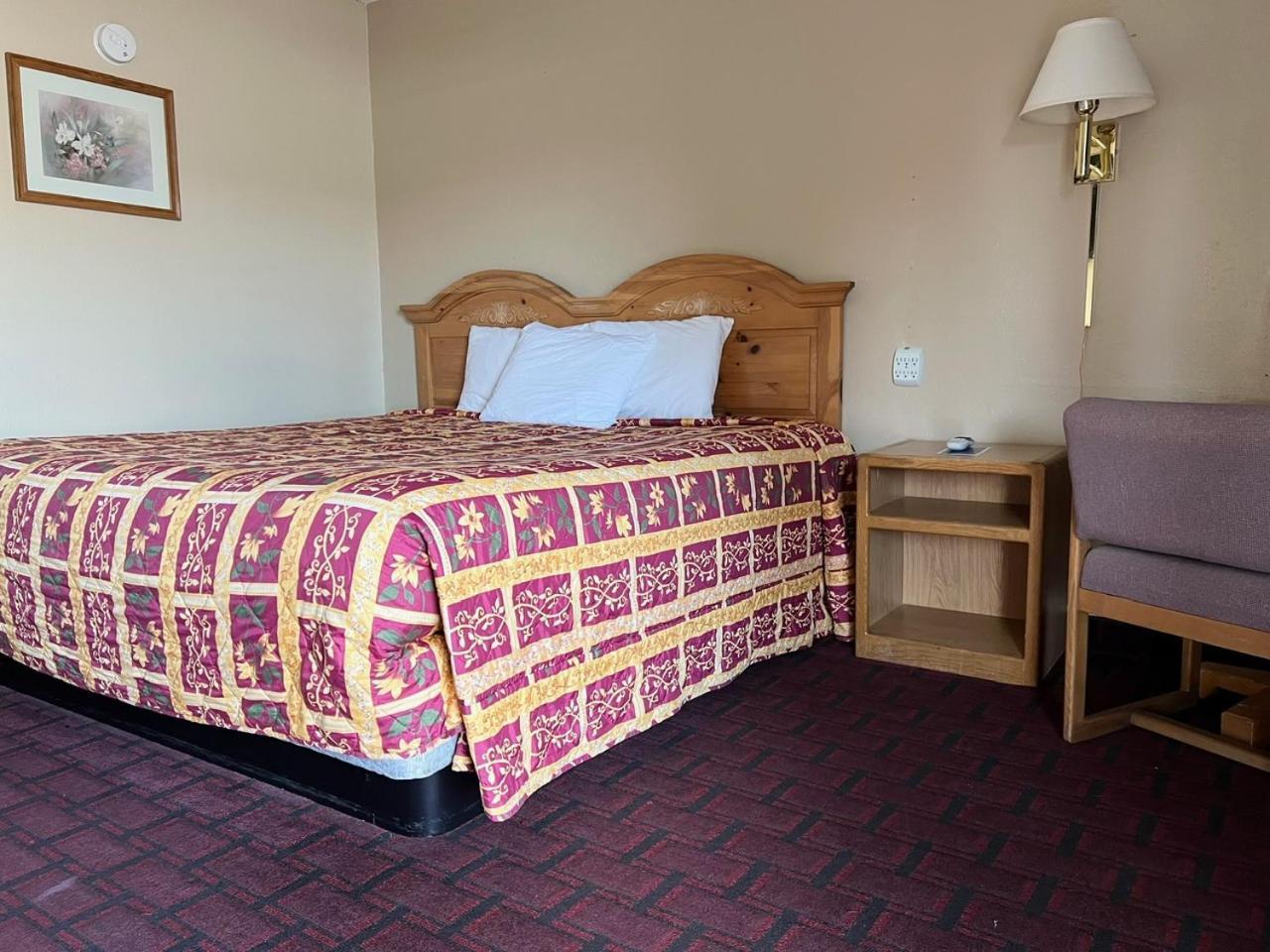 Economy Inn McCook Eksteriør billede