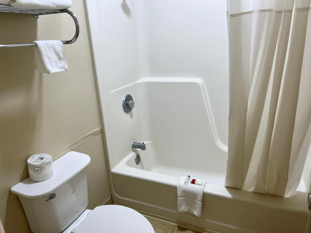 Economy Inn McCook Eksteriør billede