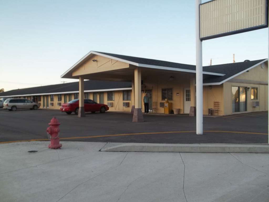 Economy Inn McCook Eksteriør billede