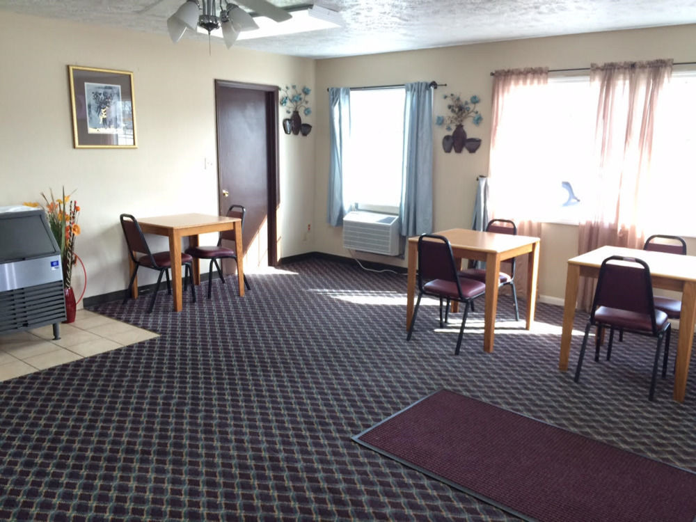 Economy Inn McCook Eksteriør billede